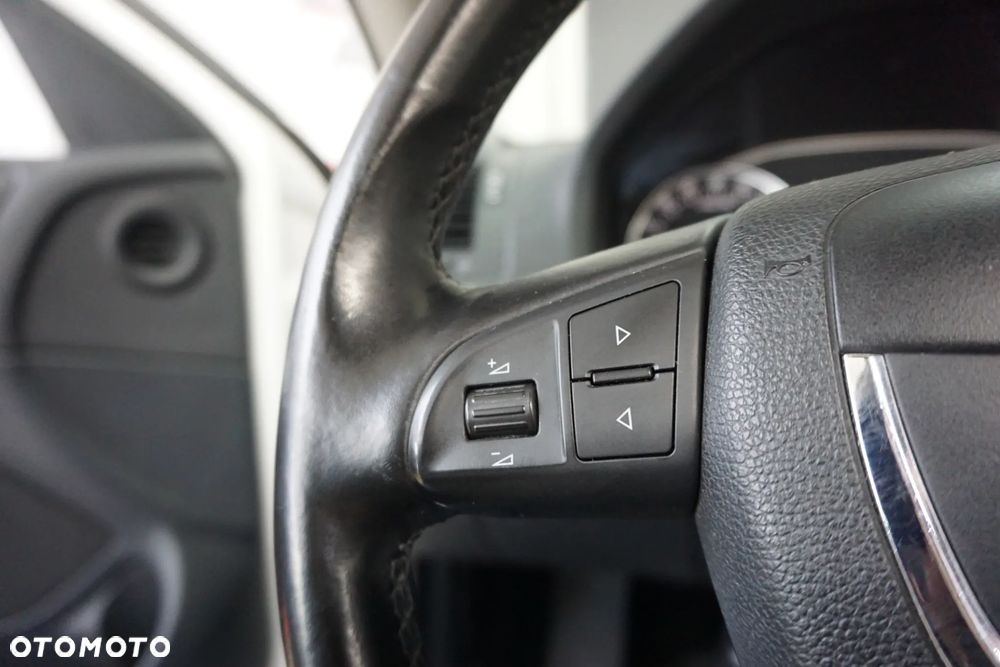 Skoda Octavia 1.6 TDI DPF Ambiente - 32