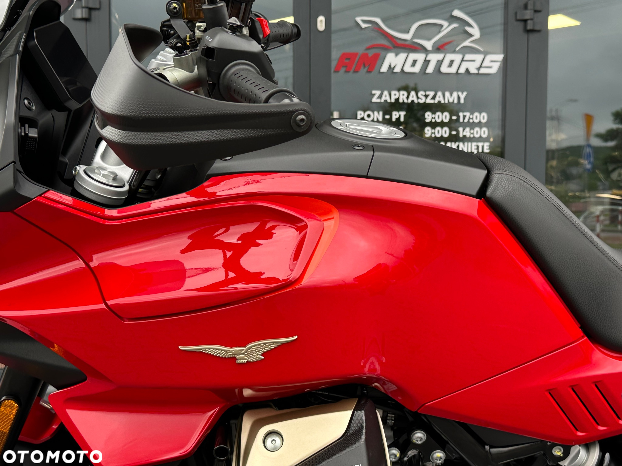 Moto Guzzi V100 Mandello - 36