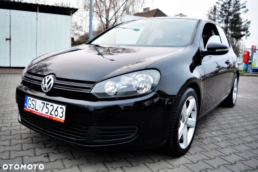 Volkswagen Golf - 10