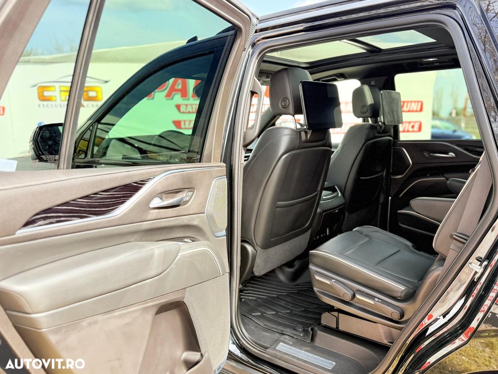 Cadillac Escalade 6.2 V8 AWD AT Platinum - 11