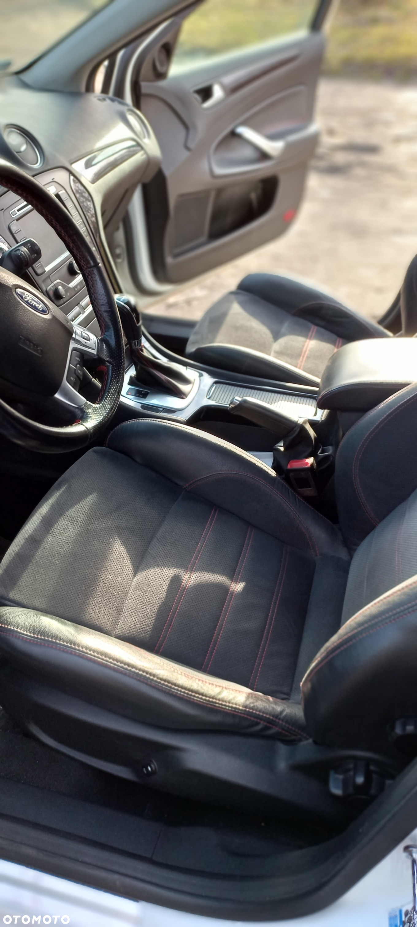 Ford Mondeo 2.0 TDCI Titanium - 8