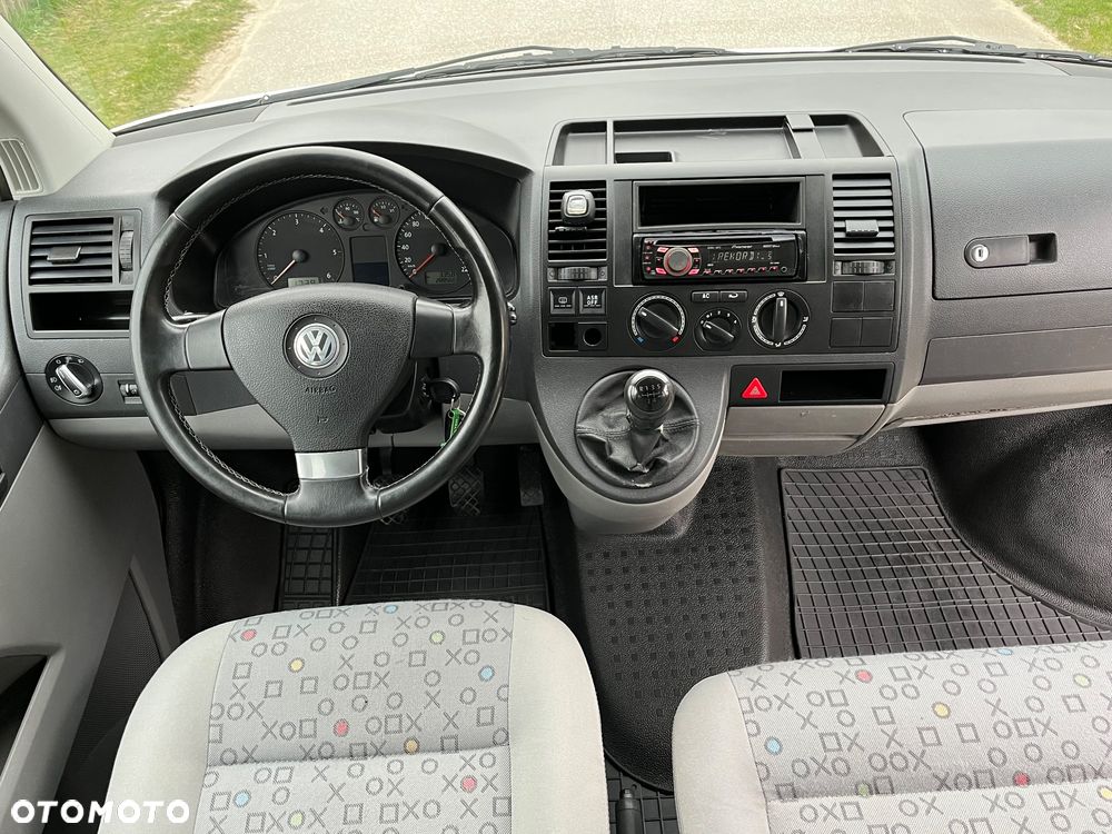 Volkswagen Transporter T5 - 17