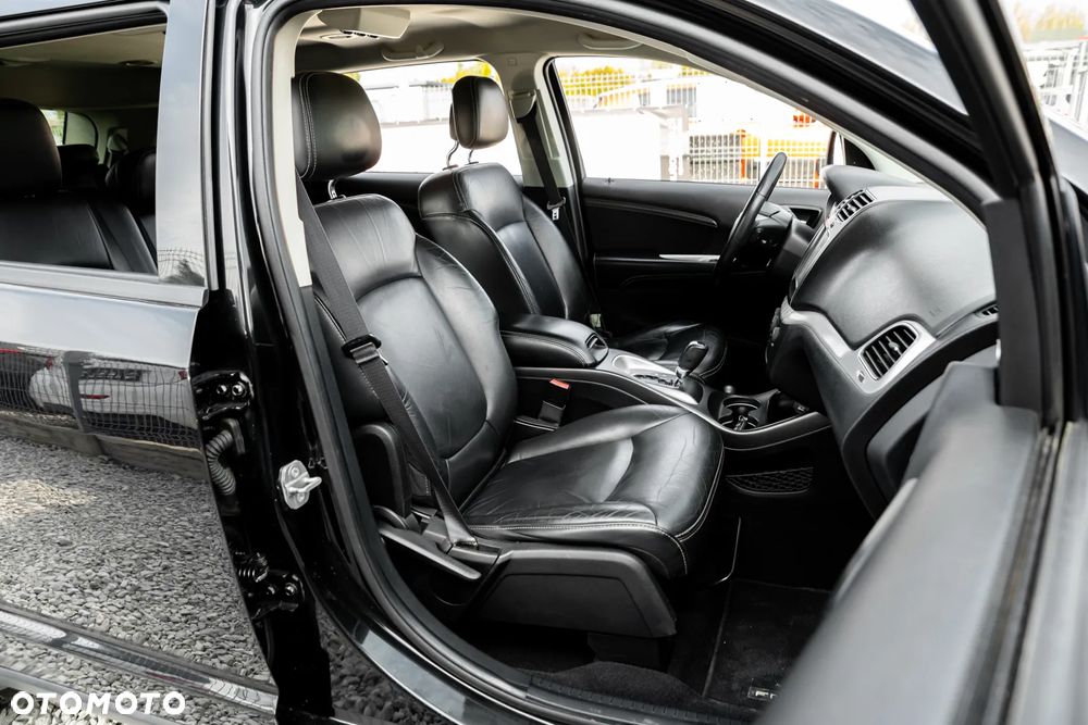 Fiat Freemont 2.0 Multijet 16V DPF Automatik Allrad Lounge - 25