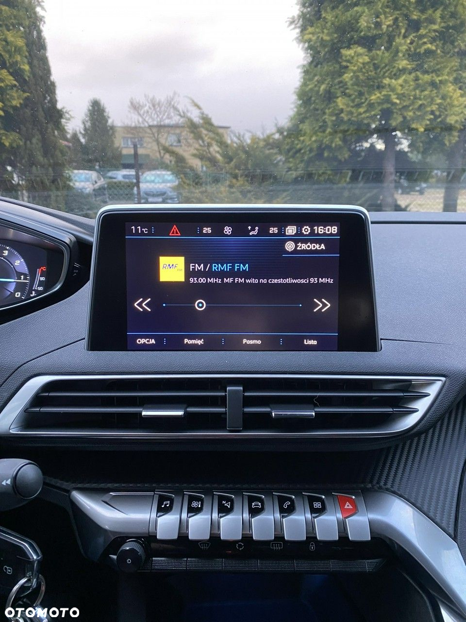 Peugeot 3008 - 25