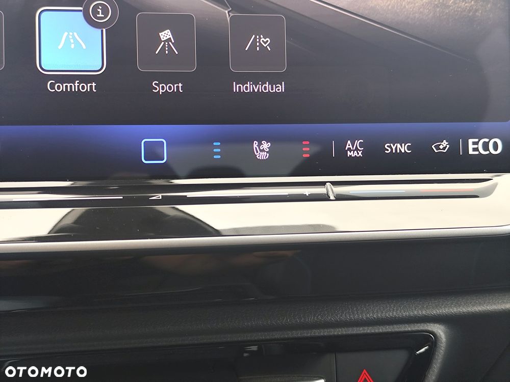 Volkswagen ID.7 77kWh Pro - 29