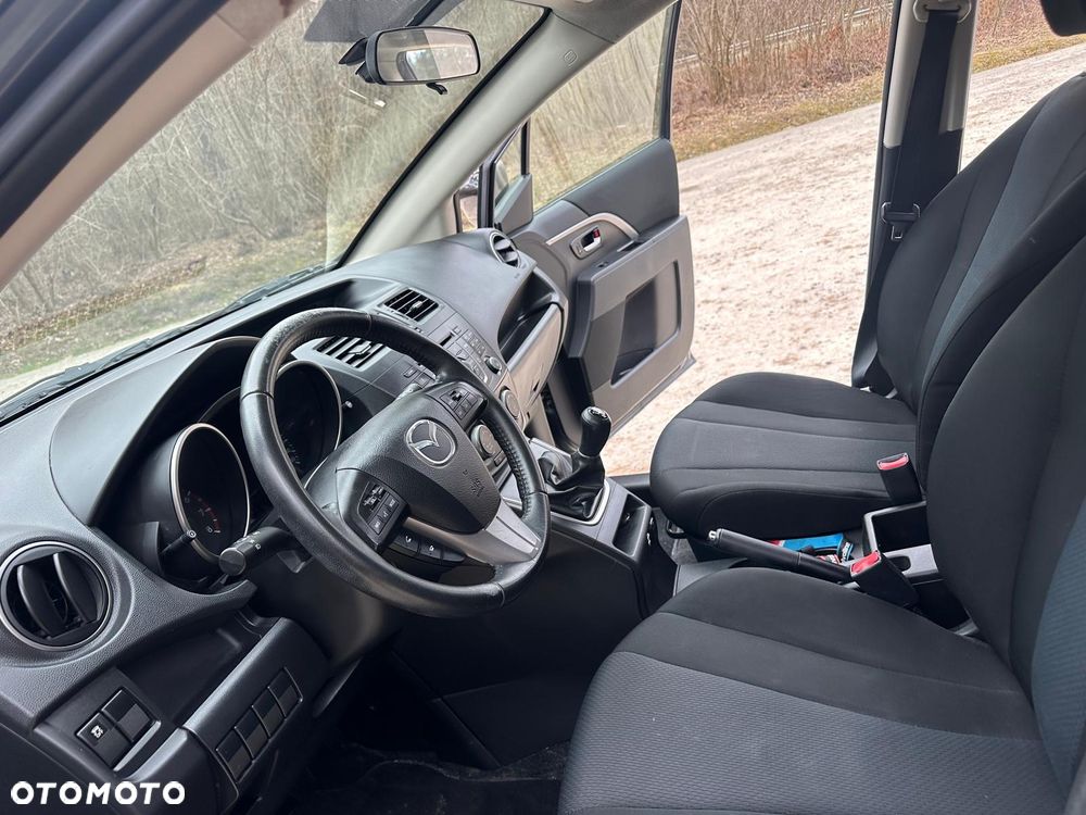 Mazda 5 - 4