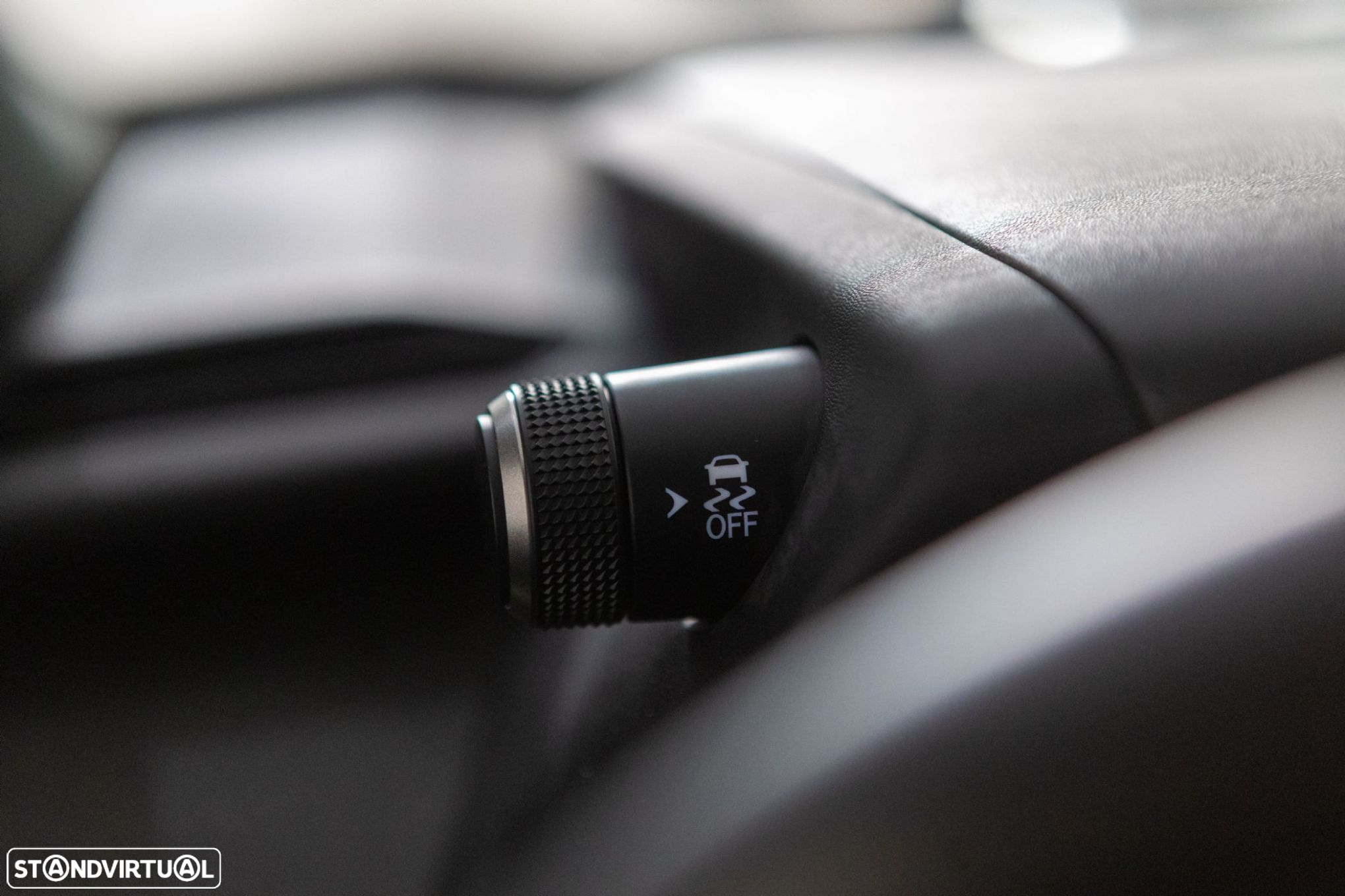 Lexus UX 250h F Sport - 19