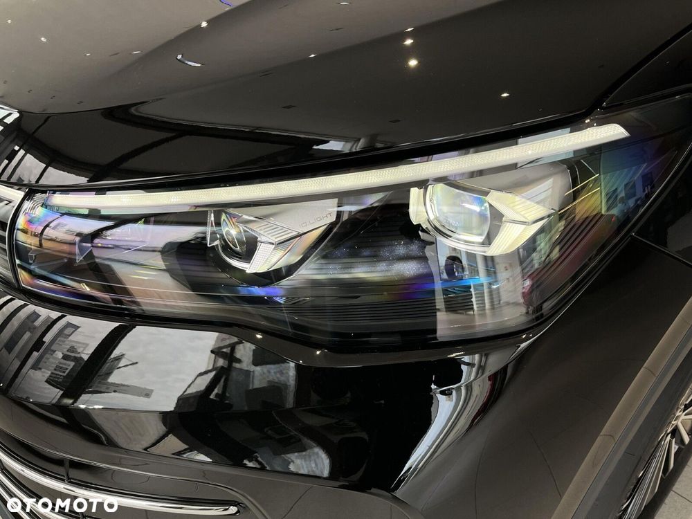 Volkswagen Tiguan 2.0 TSI 4Mot Elegance DSG - 11