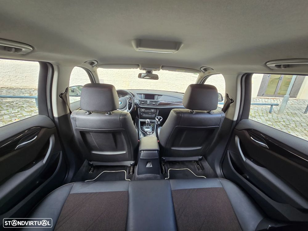 BMW X1 18 d sDrive Auto xLine - 31