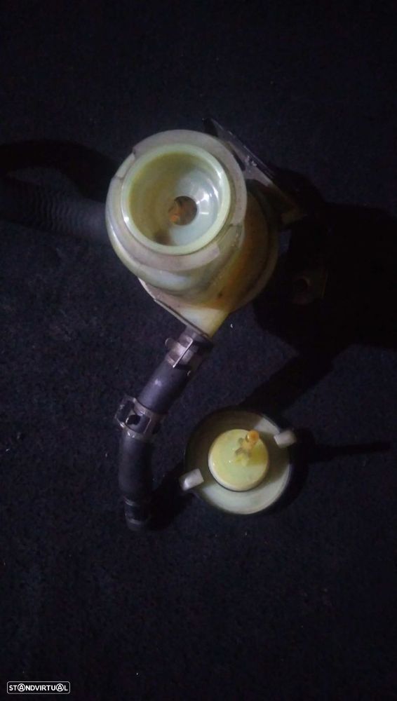 Reservatório Da Direção Assistida Toyota Avensis (_T25_) - 3