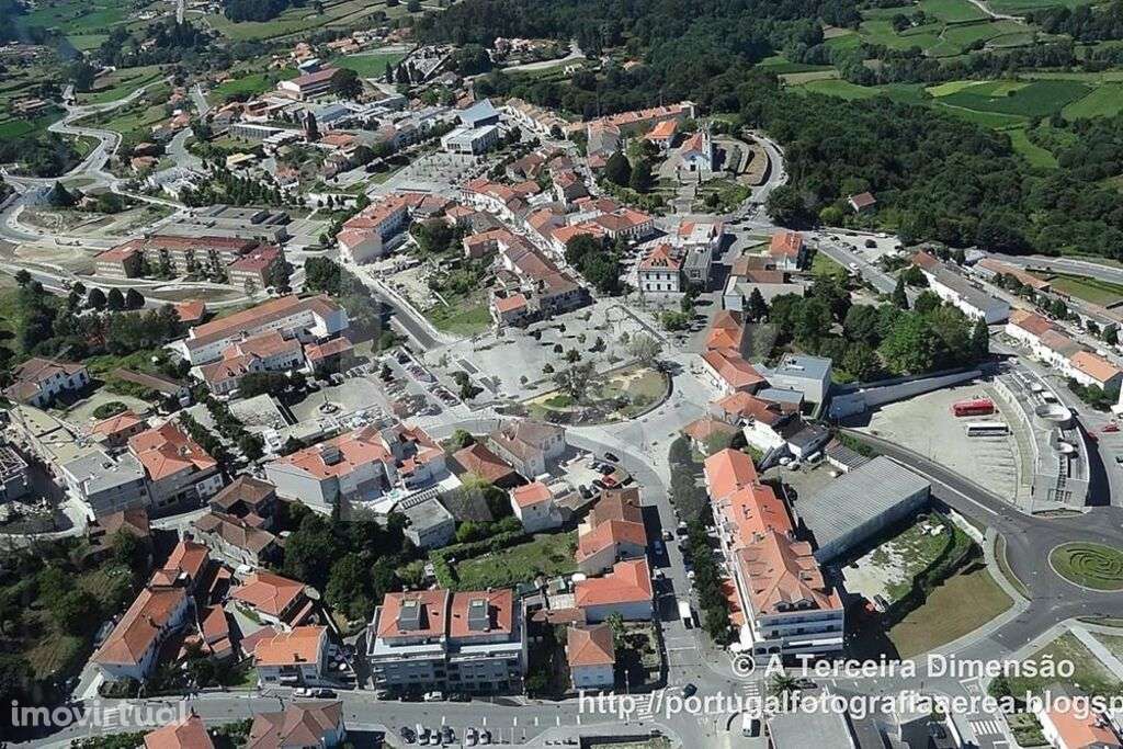 Terreno plano com PIP para construção com cerca de 2.000m2 e ruínas. - Grande imagem: 5/5