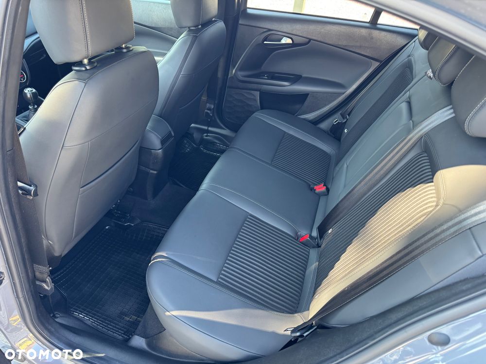 Fiat Tipo 1.4 T-Jet 16v S-Design EU6d - 25