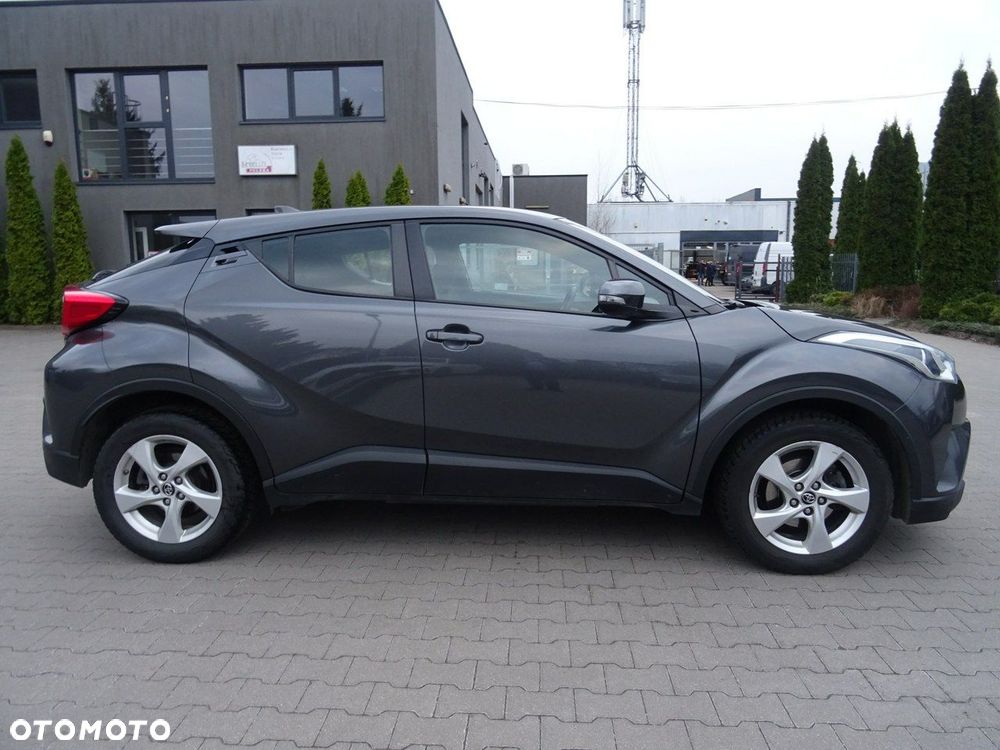 Toyota C-HR - 6