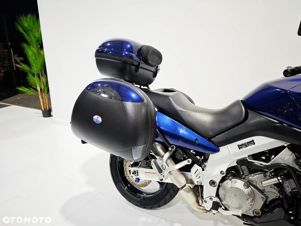 Suzuki V-STROM - 9