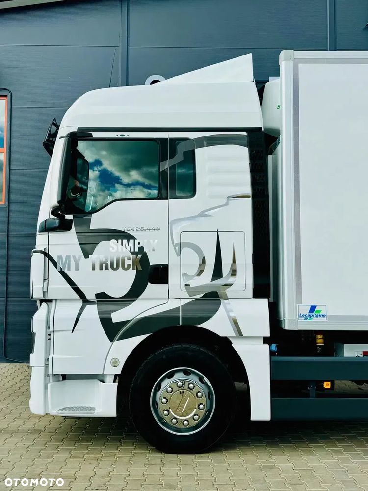 MAN MAN MAN TGX 26.440 // E6 // chłodnia z windą // 22 Epal // sypialka // - 24
