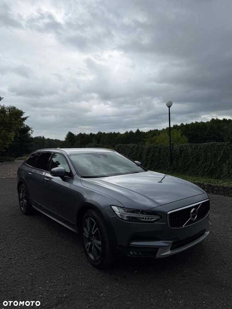 Volvo V90 D5 AWD Inscription - 8