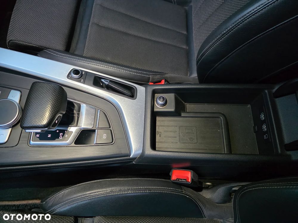 Audi A4 Avant 2.0 TDI DPF clean diesel quattro S tronic S line Sportpaket - 31