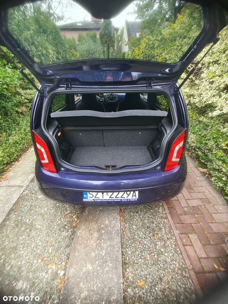 Volkswagen up! - 19