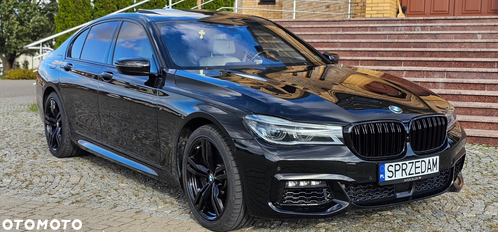BMW Seria 7 750i xDrive - 5