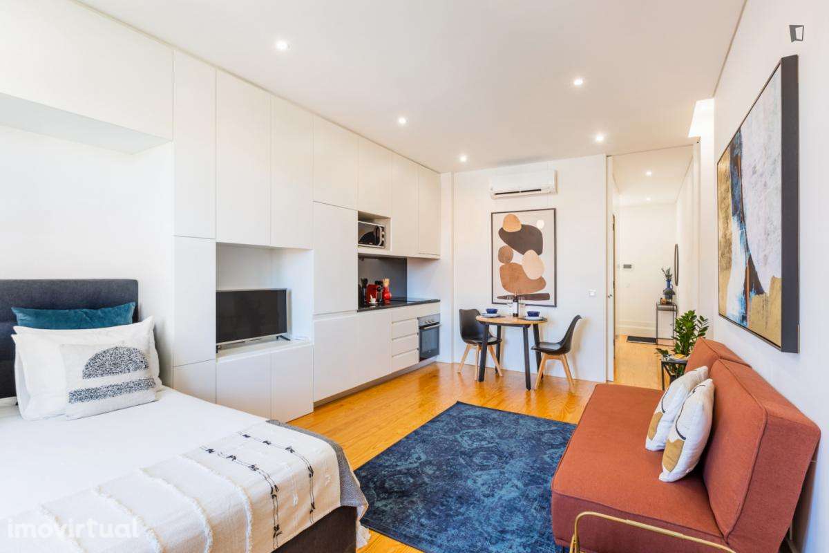 Estúdio - localizado em Santo Ildefonso Porto - Grande imagem: 4/29