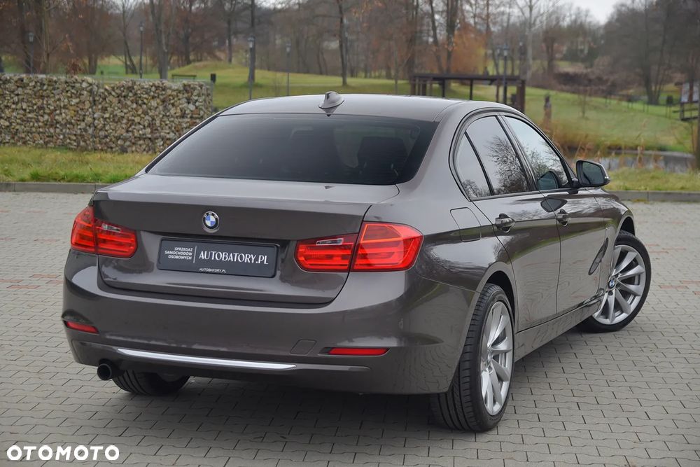 BMW Seria 3 316i Modern Line - 21