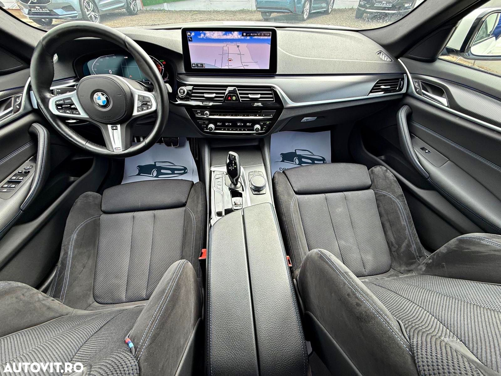 BMW Seria 5 530i Aut. M Sport Edition - 11
