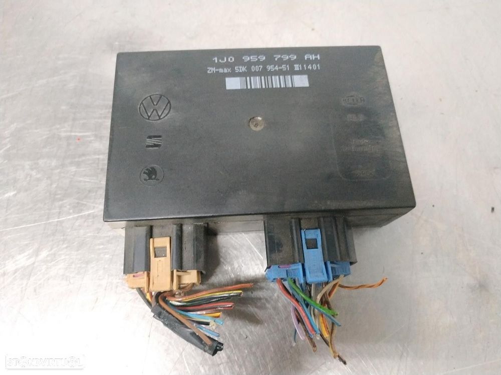 CENTRALINA FECHO SEAT LEON 2001 -1J0959799AH - 4