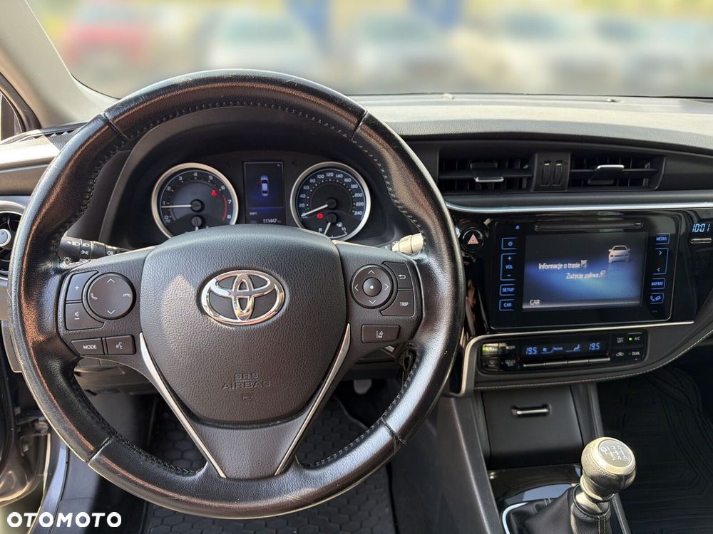 Toyota Corolla 1.6 Active - 14