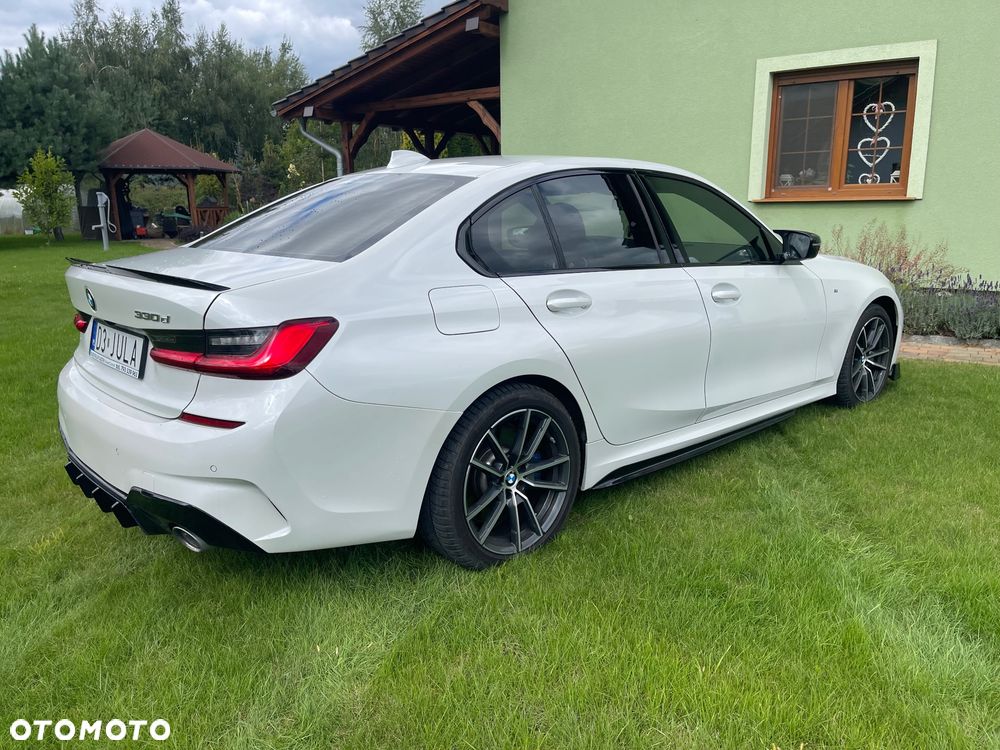 BMW Seria 3 330d M Sport sport - 13