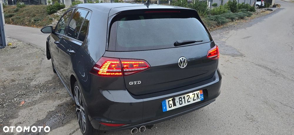 Volkswagen Golf GTD 2.0 TDI SCR DSG - 11