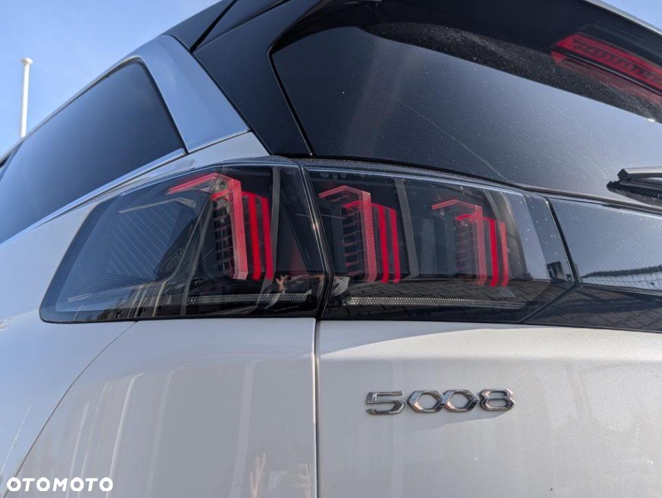 Peugeot 5008 - 14