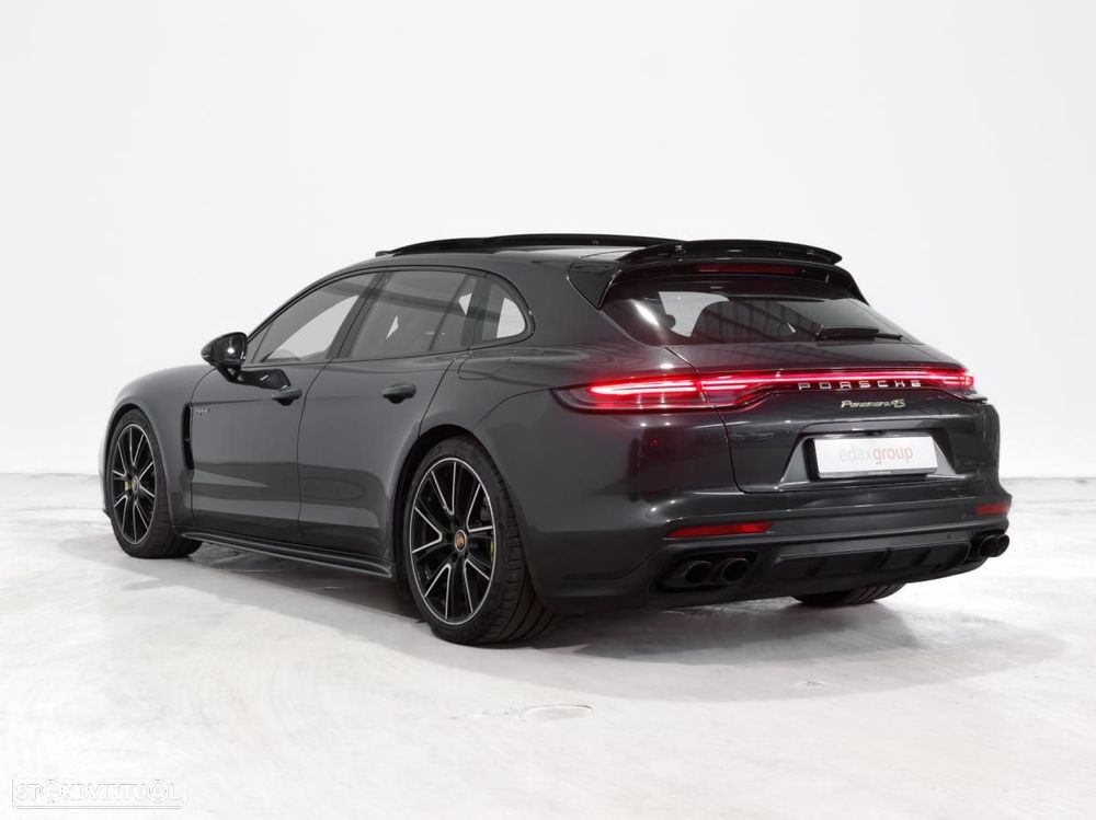 Porsche Panamera Sport Turismo 4S E-Hybrid - 6