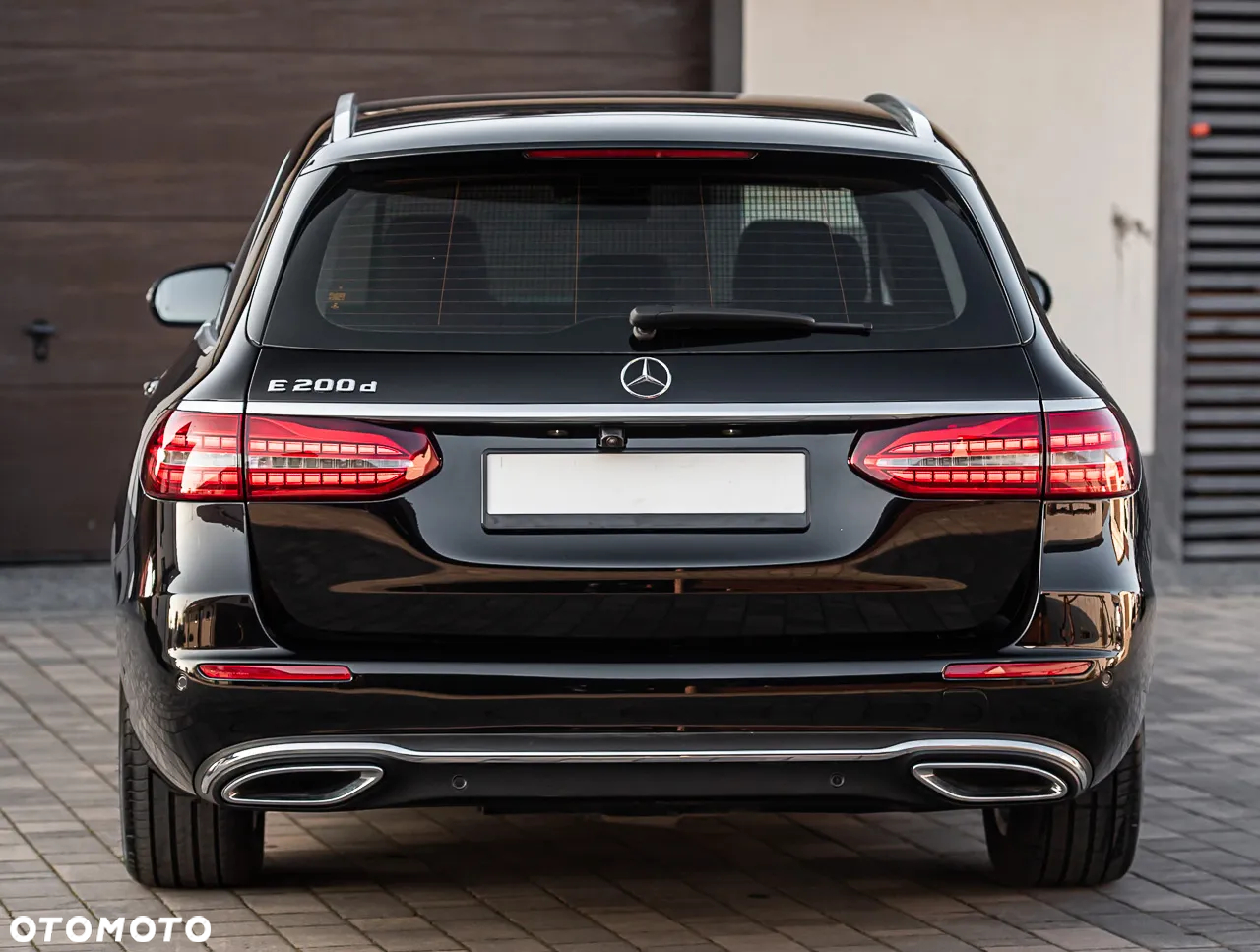 Mercedes-Benz Klasa E 200 d T 9G-TRONIC Avantgarde - 11