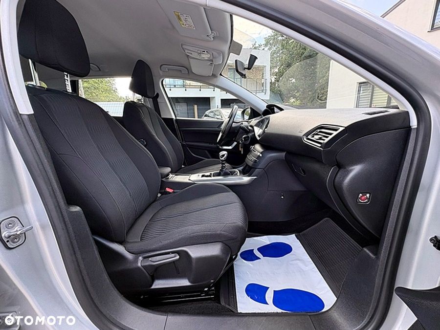 Peugeot 308 130 e-THP Stop & Start Active - 30