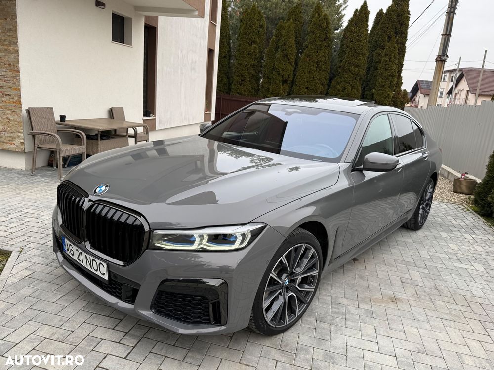 BMW Seria 7 730d xDrive MHEV - 33
