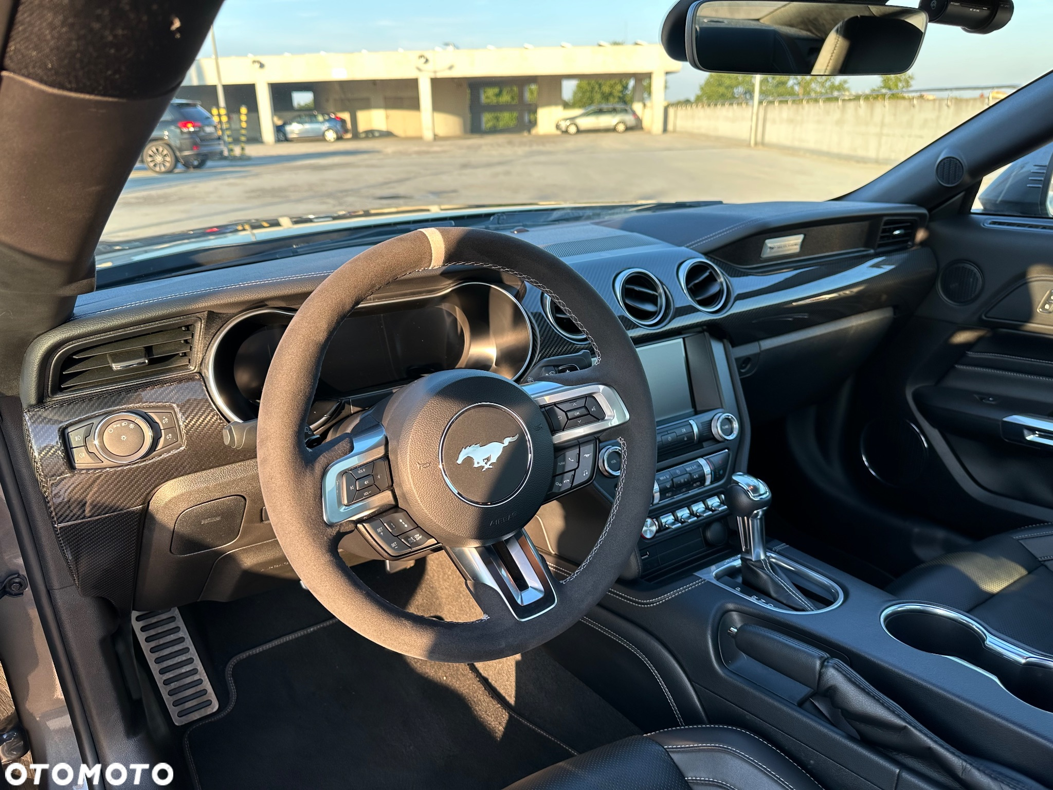Ford Mustang 5.0 V8 GT - 17