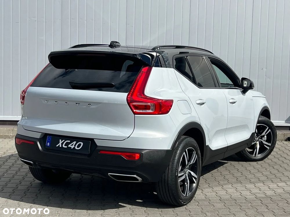 Volvo XC 40 T4 AWD Geartronic R-Design - 13