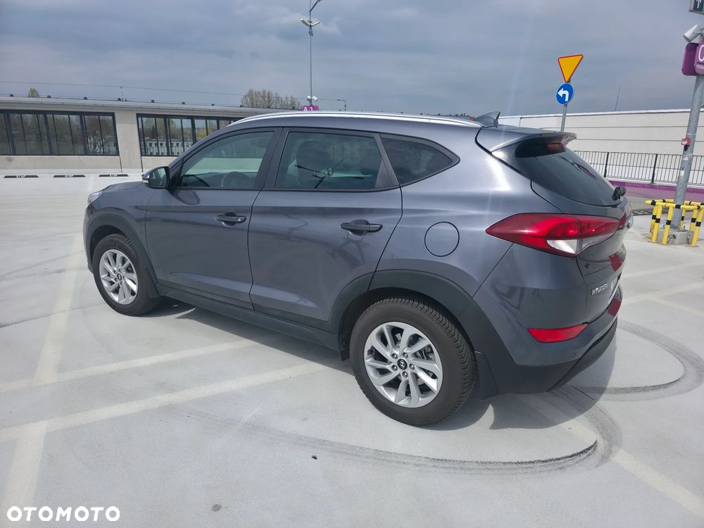 Hyundai Tucson 1.6 GDI BlueDrive Comfort 2WD - 4