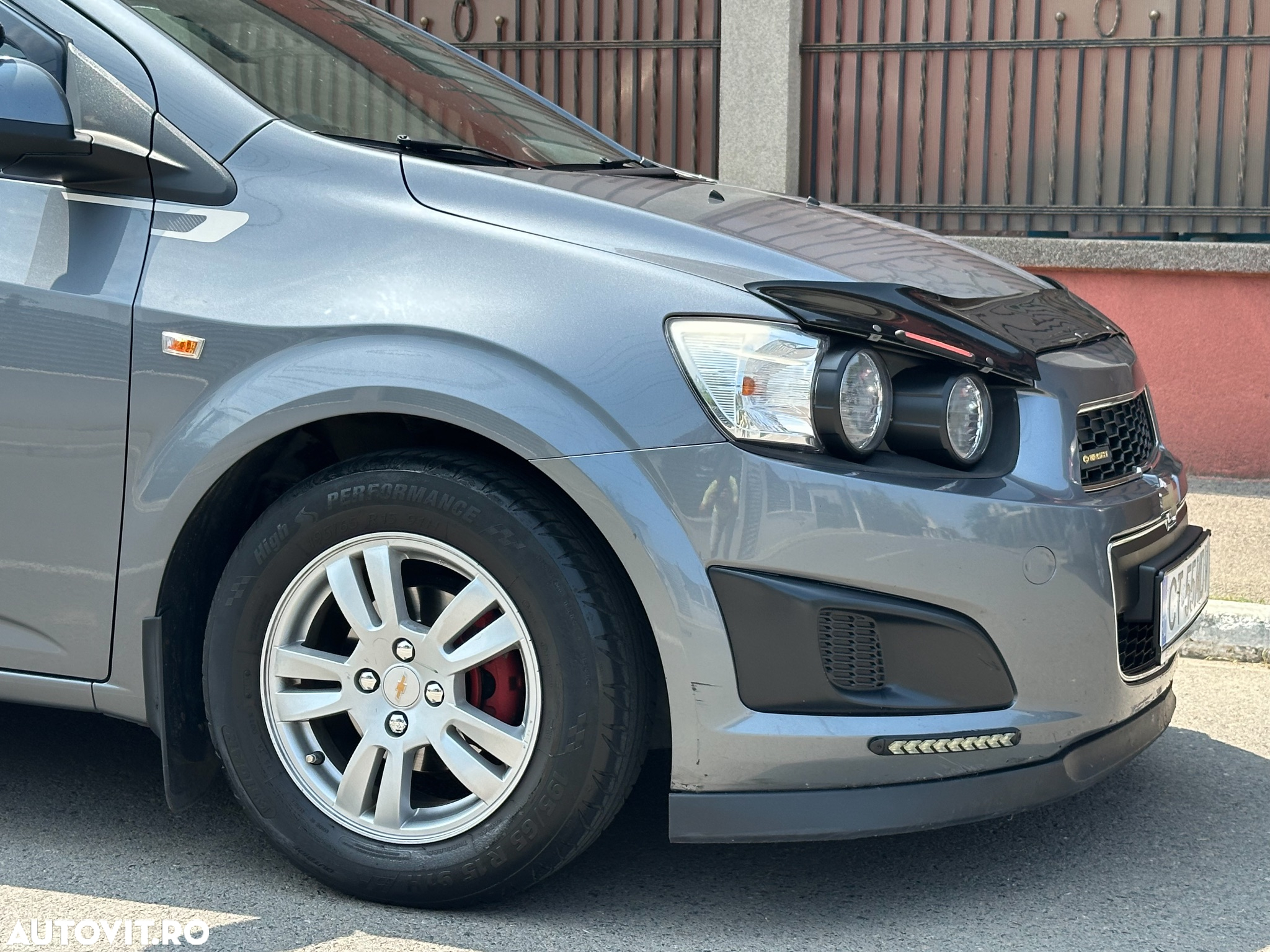 Chevrolet Aveo 1.4 LS 56 Launch Pack - 35
