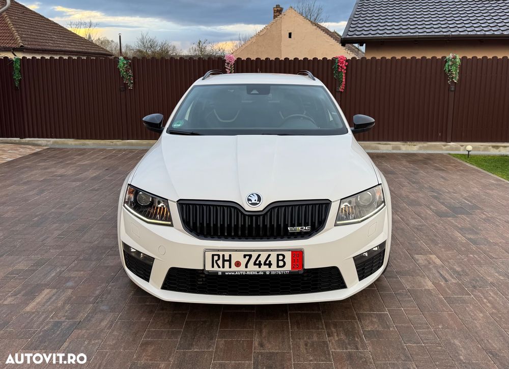 Skoda Octavia Combi 2.0 TDI RS - 6