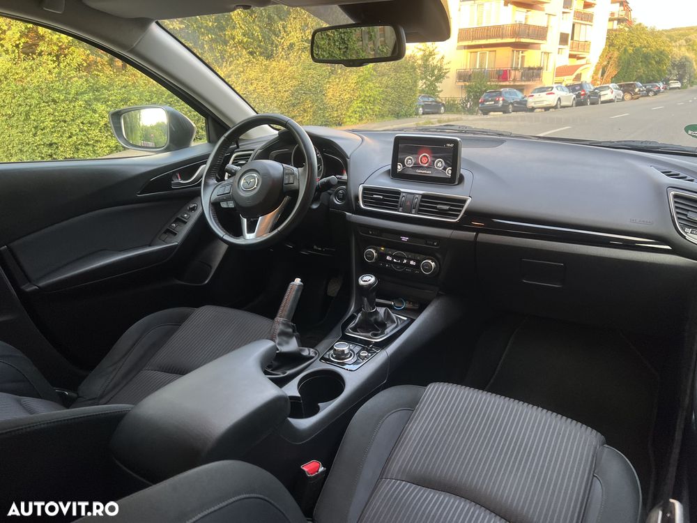 Mazda 3 G120 Attraction - 6