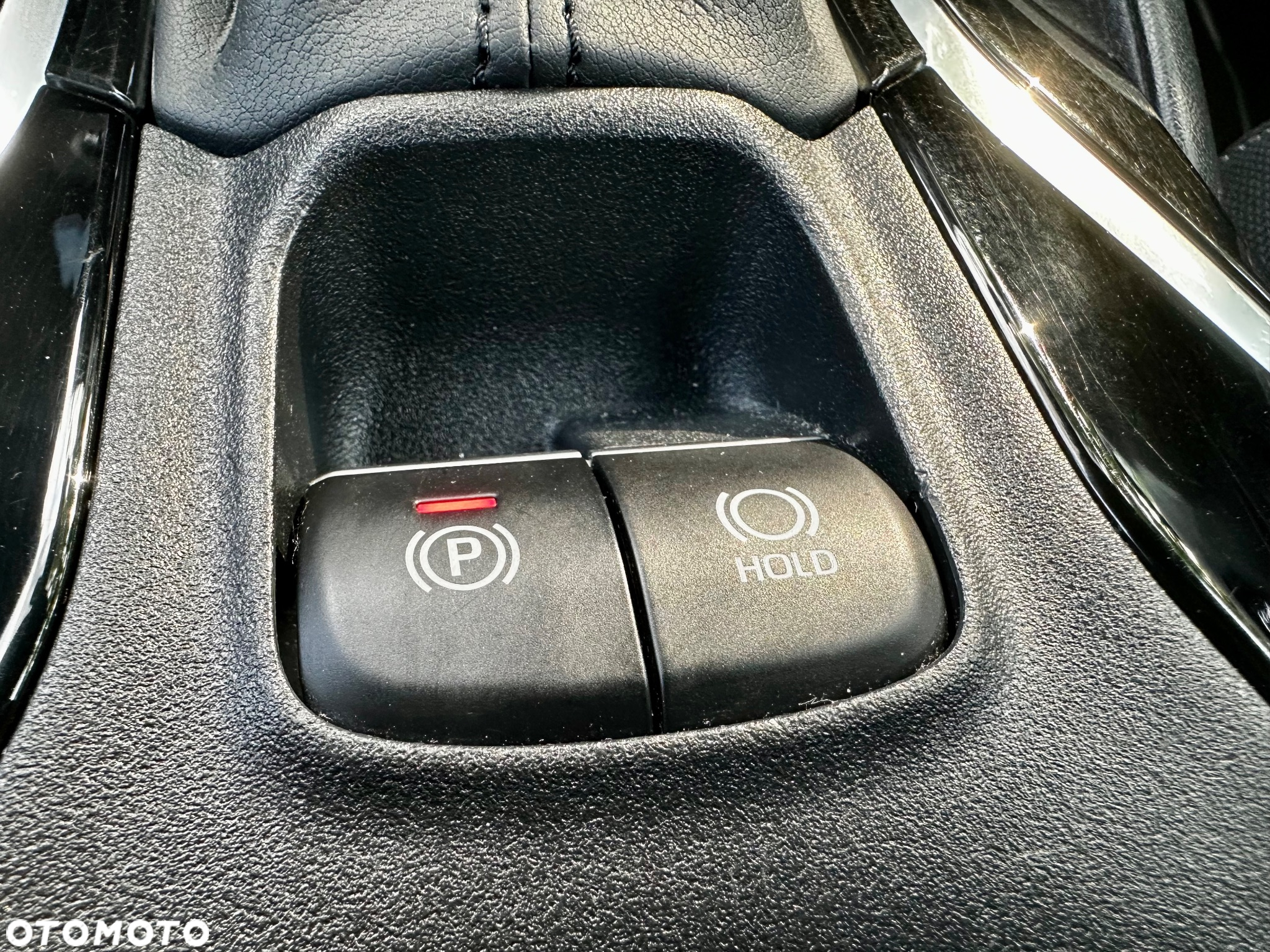 Toyota Corolla 2.0 Hybrid Style - 23