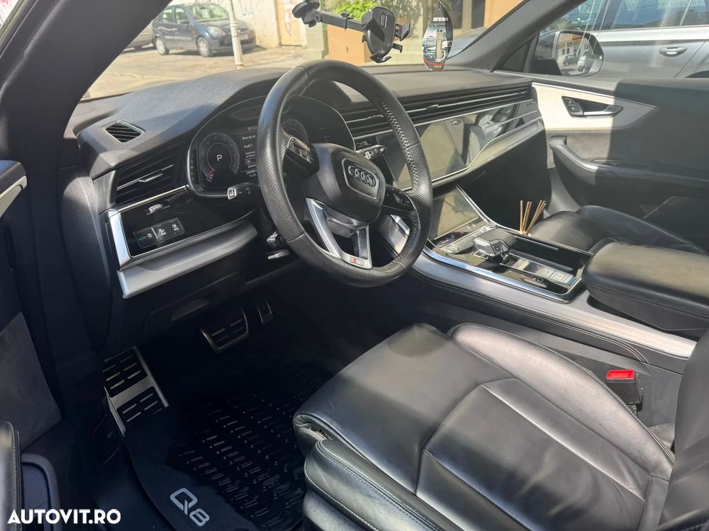 Audi SQ8 - 3