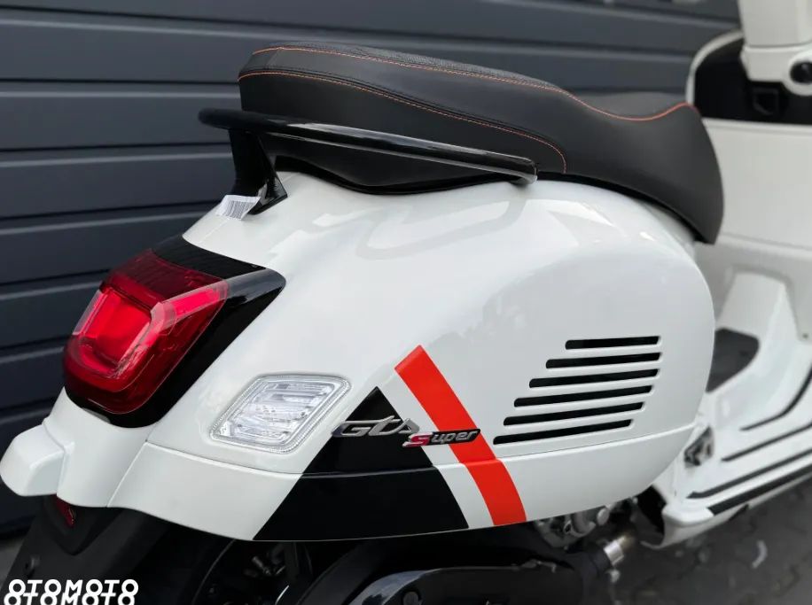 Vespa GTS - 5