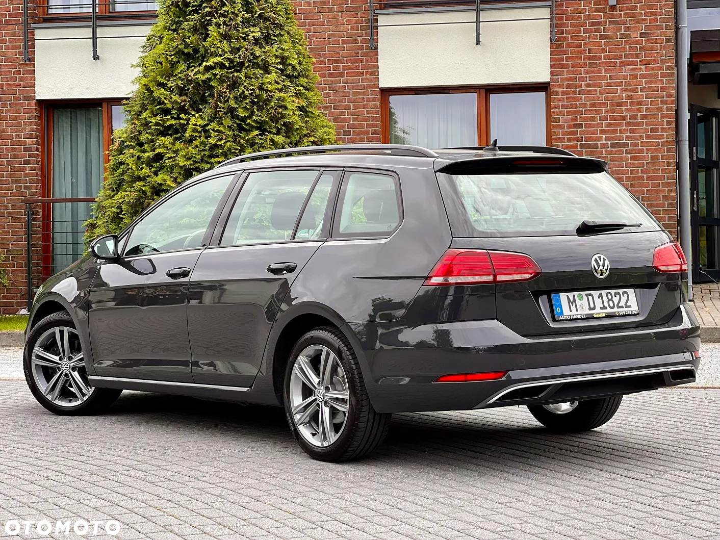 Volkswagen Golf VII 1.6 TDI BMT Comfortline DSG - 16