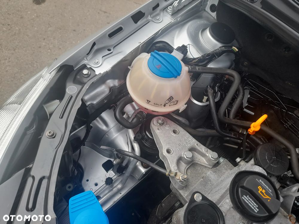 Skoda Fabia 1.2 HTP Elegance - 18