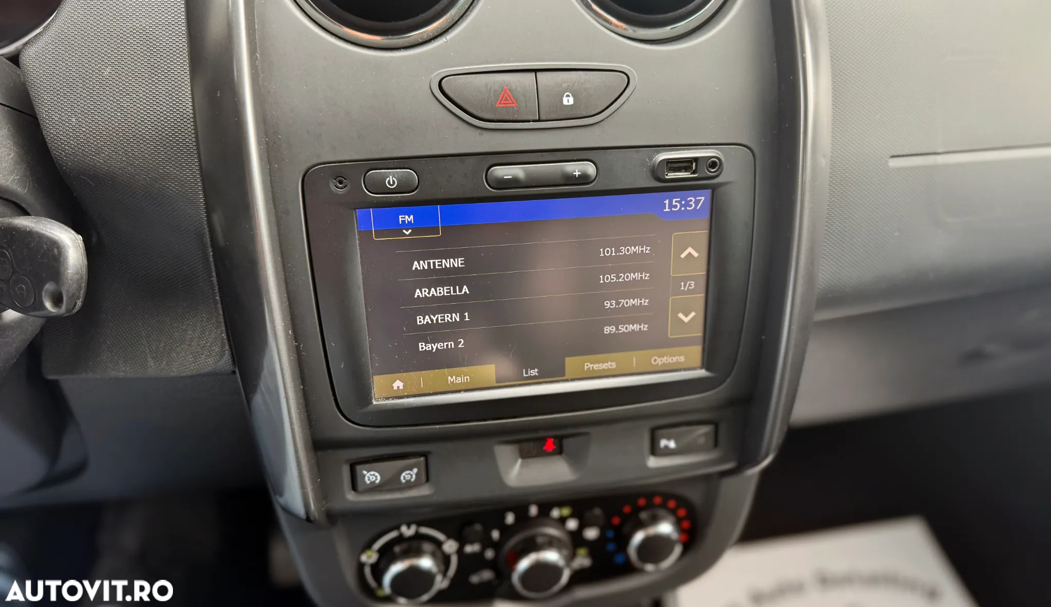 Dacia Duster 1.5 dCi 4x2 Laureate - 15