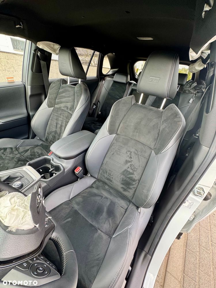 Toyota RAV4 2.5 Plug-In Hybrid GR Sport 4x4 - 13