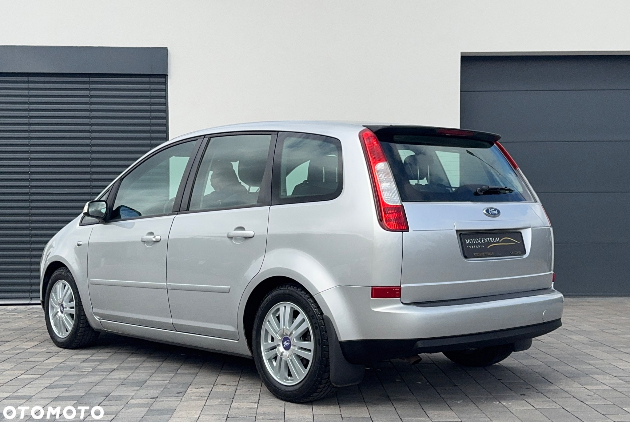 Ford Focus C-Max 1.6 TDCi Ambiente - 6