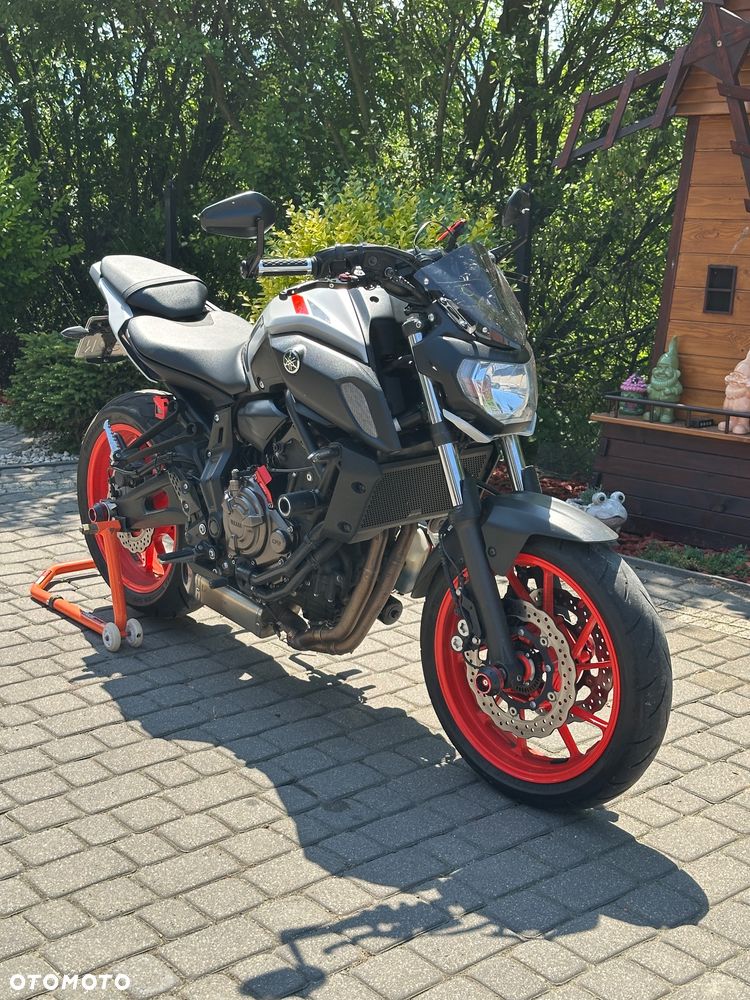 Yamaha MT - 1